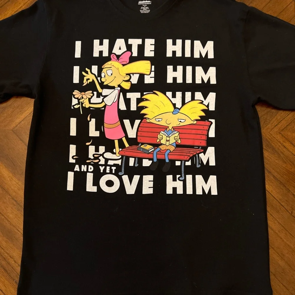 *Medium* Fits like a SMALL! Hey Arnold! Graphic Tee - Picture 1 of 3